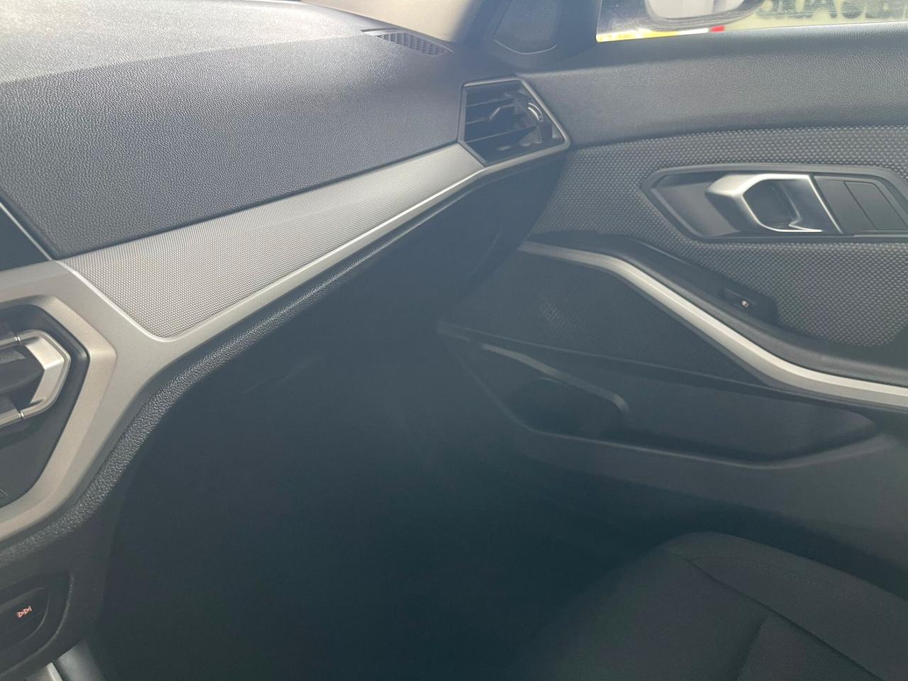 Bmw 320 320d 48V Business Advantage