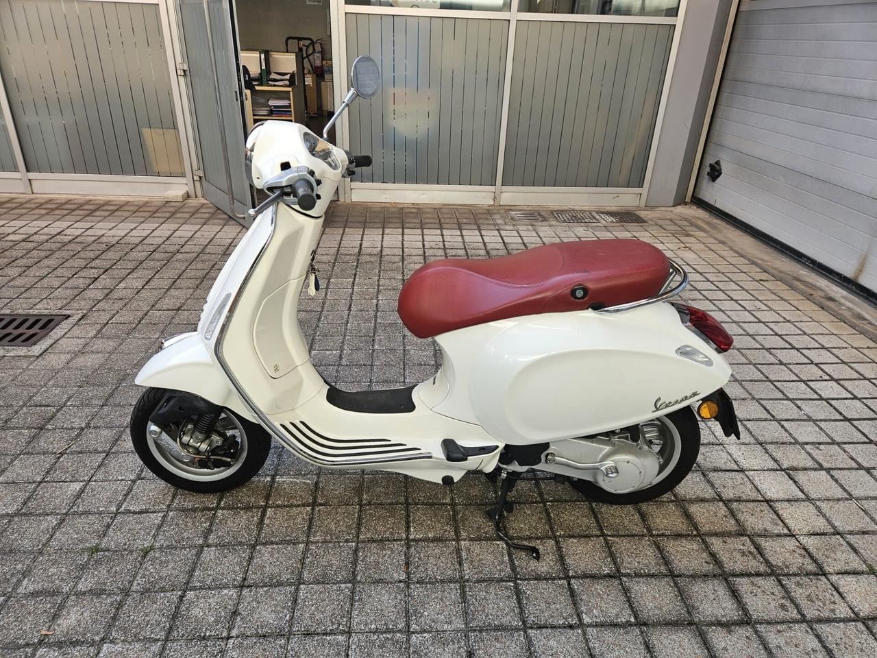 Vespa Primavera 50 2T