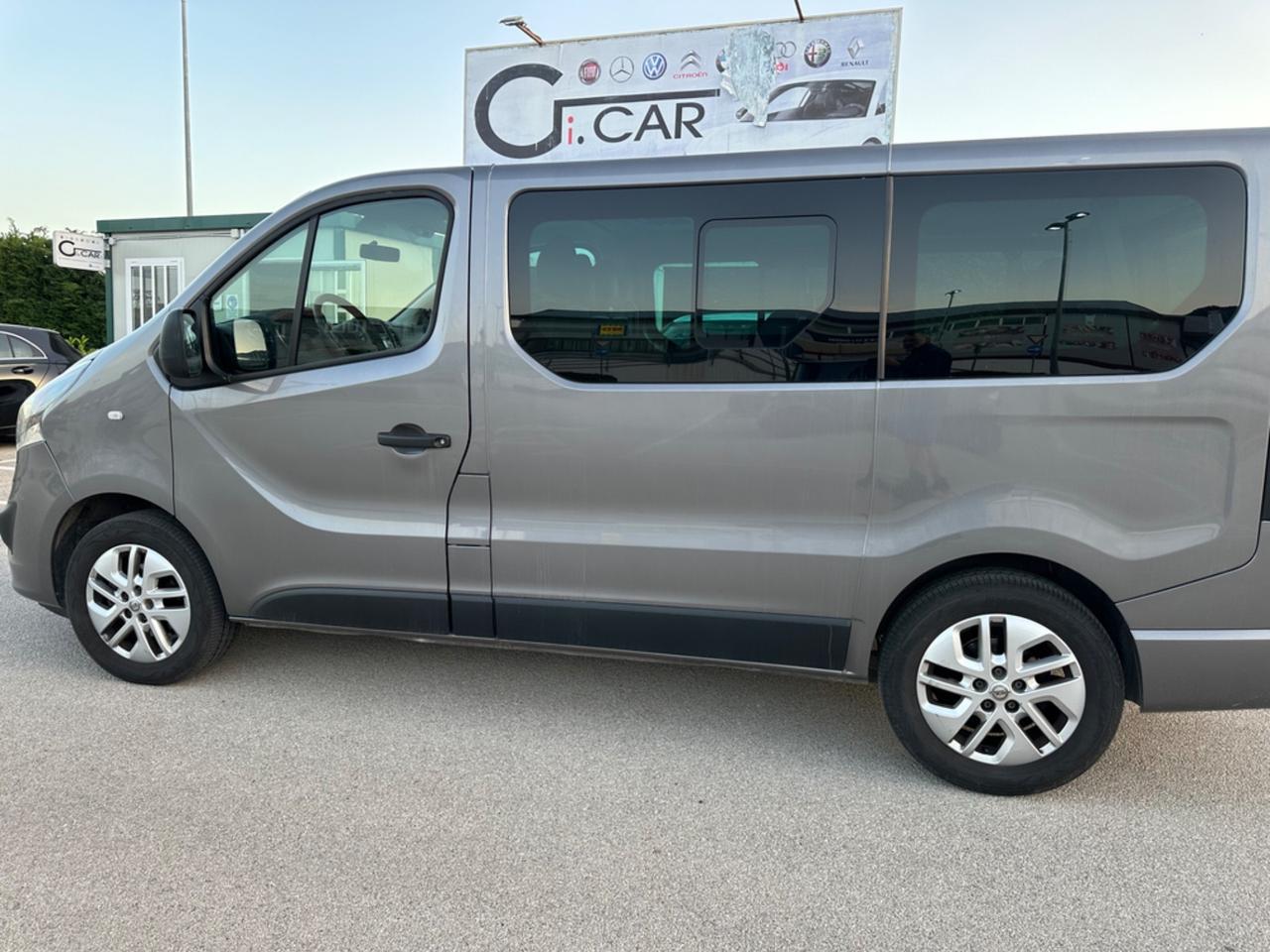 VIVARO 1.6 D 125 CV 9 POSTI