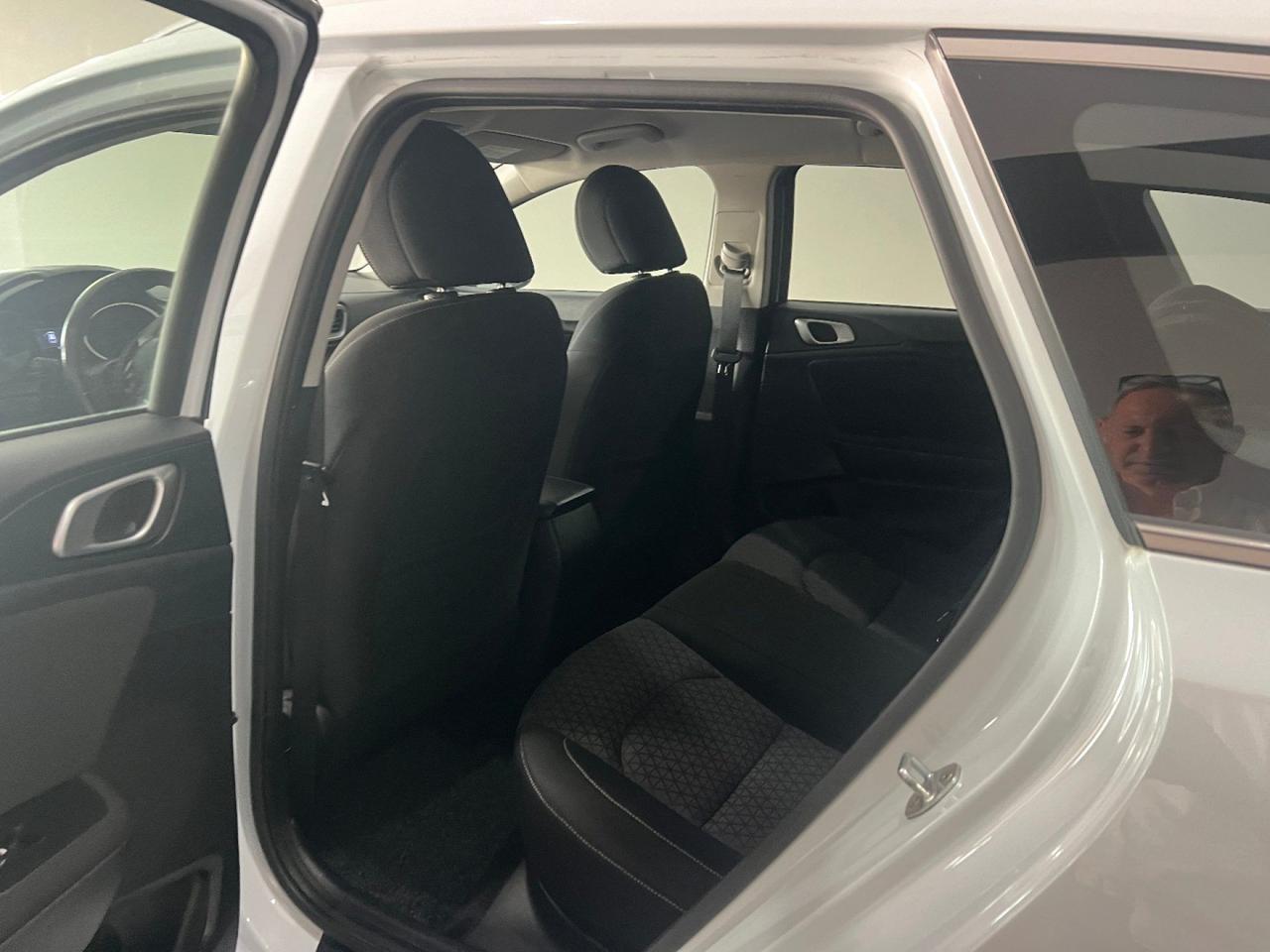 Kia Ceed / cee'd 1.6 CRDi 115 CV DCT SW Business Class