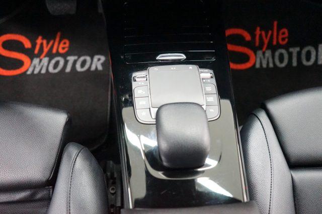 MERCEDES-BENZ A 180 d Automatic Business UFFICIALE UNIPROP.
