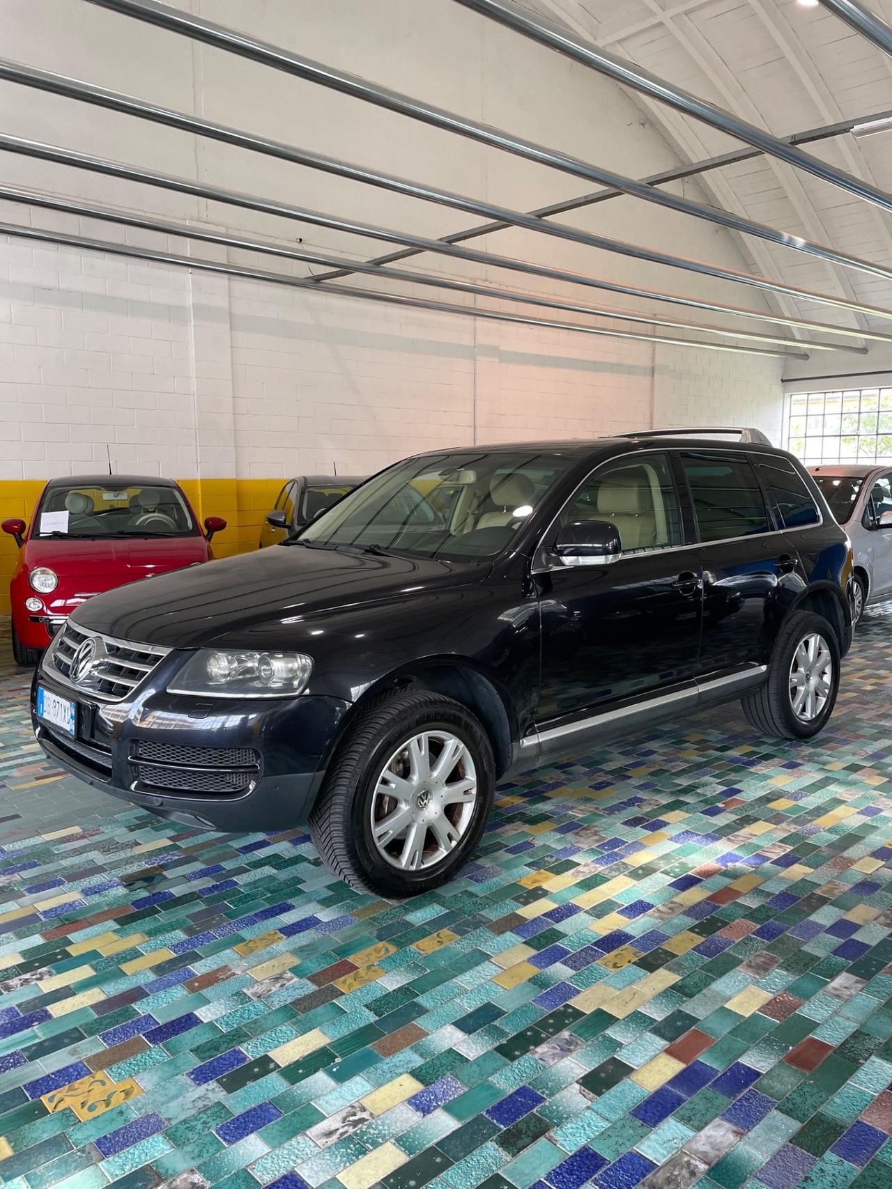 Volkswagen Touareg 3.0 V6 TDI TAGLIANDI CERTIFICATI
