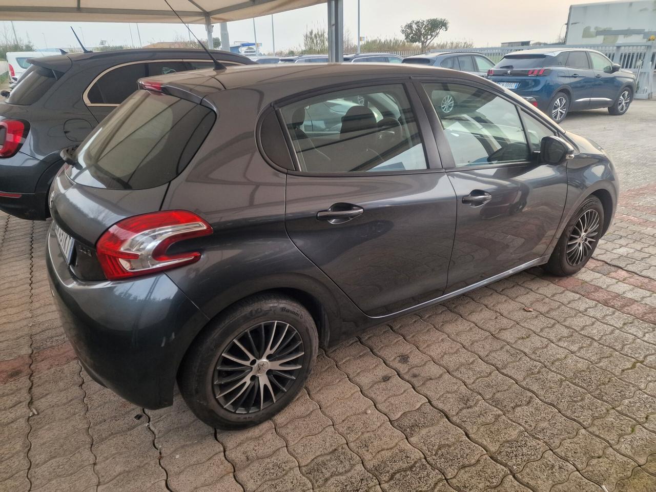 Peugeot 208 1.4 HDi 5 porte