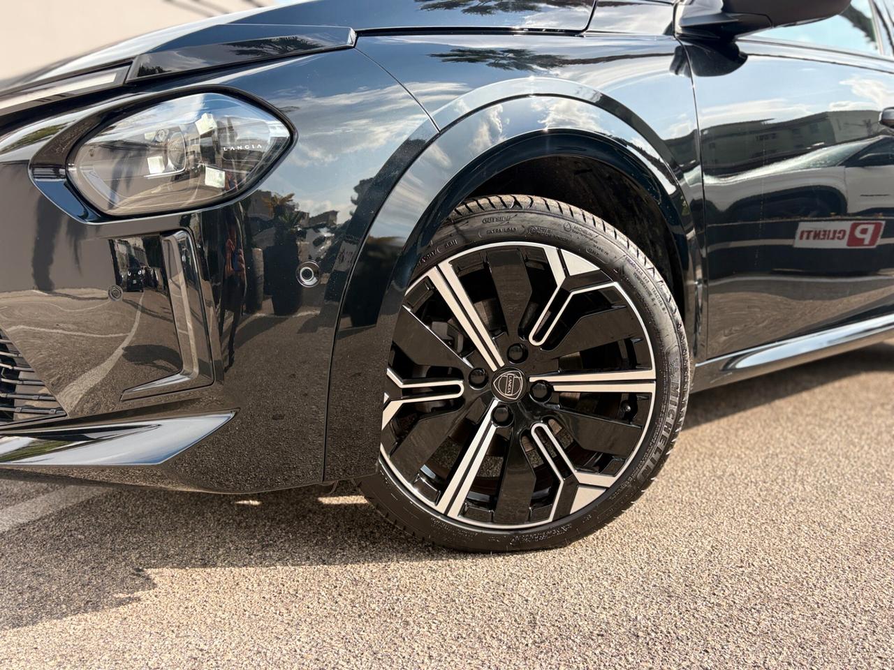 NUOVA Lancia Ypsilon Hybrid e-DCT LX AUTOMATIC