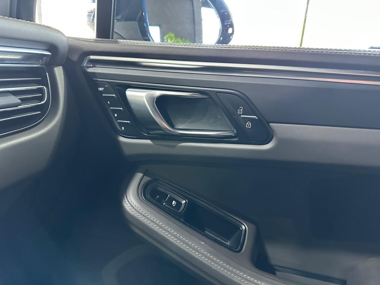 Porsche Macan 2.0 PASM