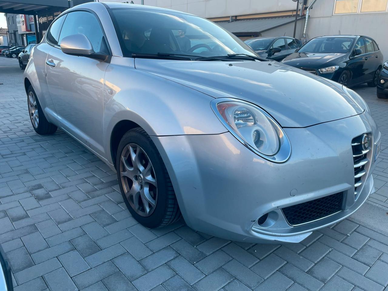 Alfa Romeo MiTo 1.3 JTDm 16V 90 CV Distinctive Sport Pack