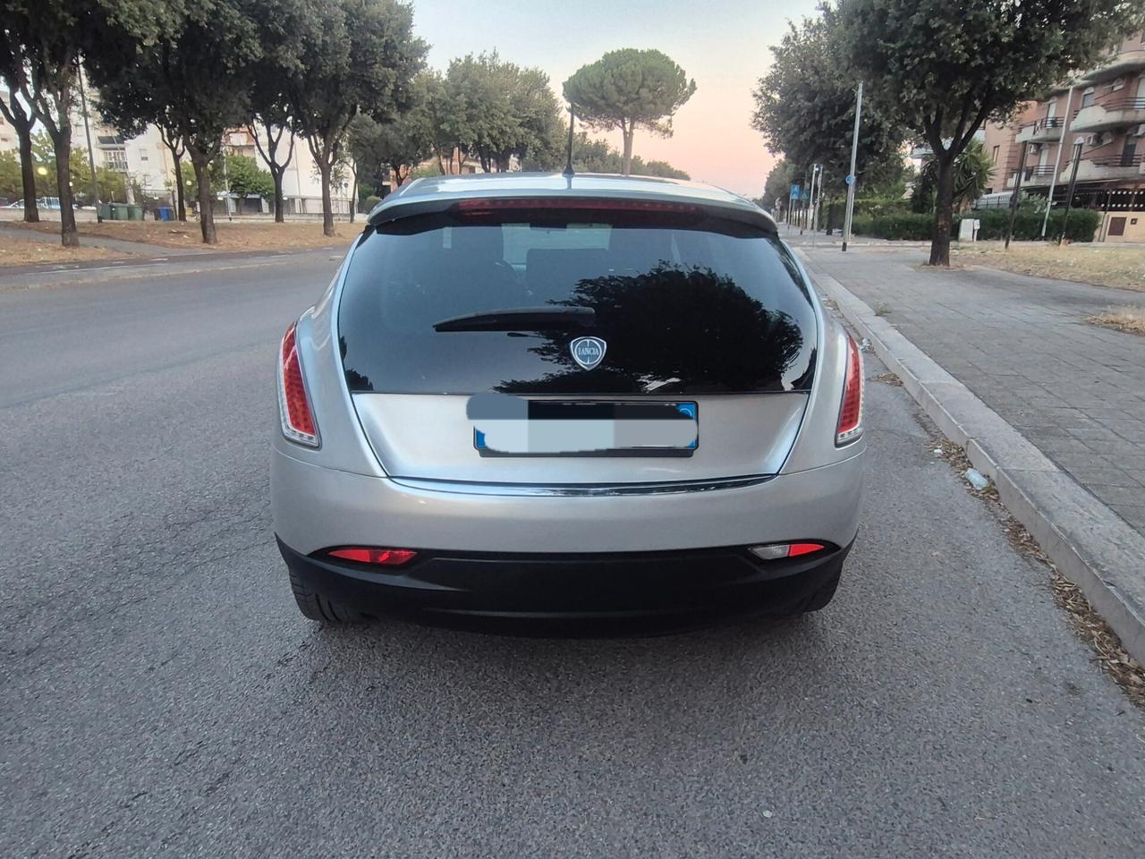 Lancia Delta 1.6 MJT gold anno 2011