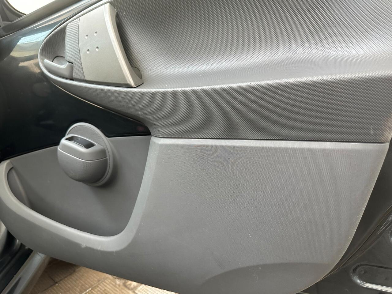 Peugeot 107 1.0 Benz, Pari al nuovo, Unico Propietario, garantita