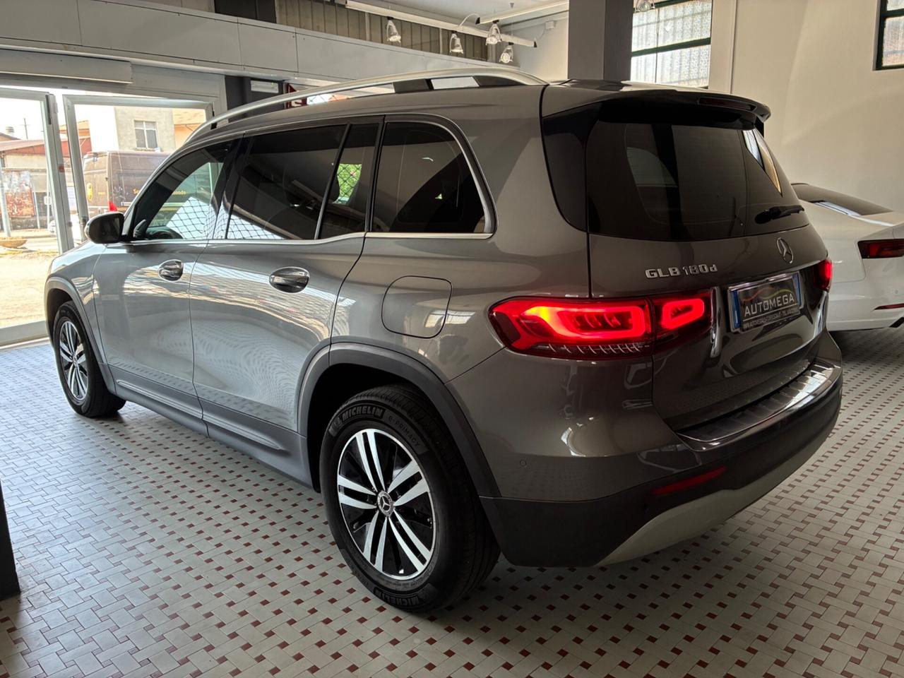Mercedes GLB 180d Sedili in pelle Ottime Condizioni