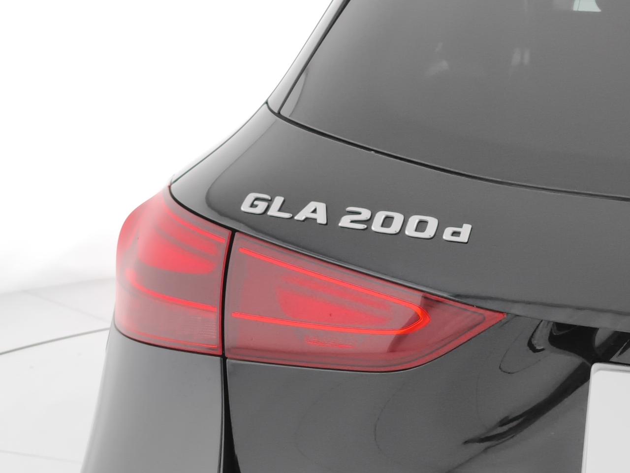 Mercedes GLA 200 d Progressive Advanced