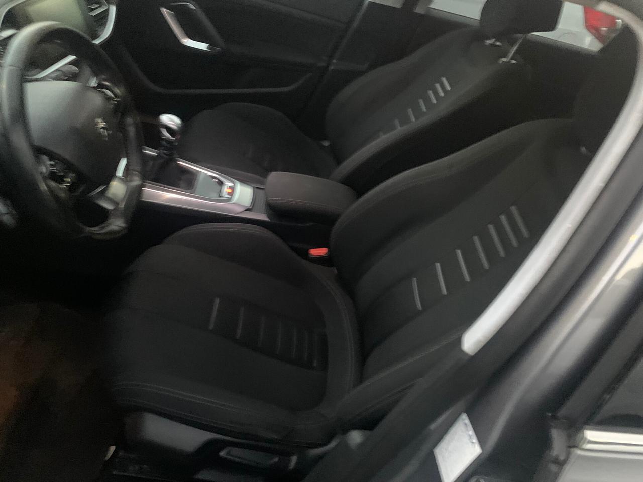 Peugeot 308 BlueHDi 120 S&S Business