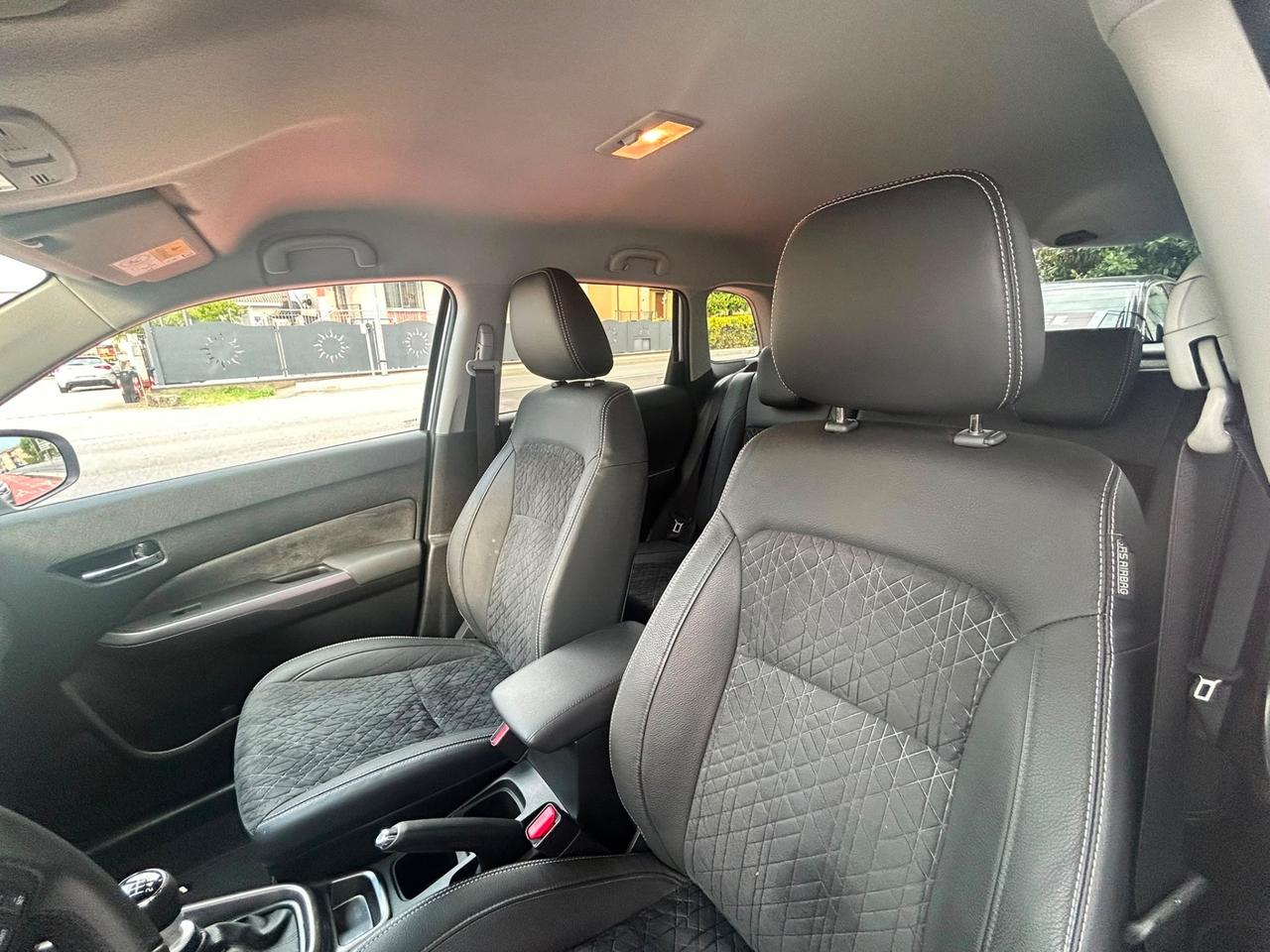Suzuki Vitara 1.4 Hybrid Top