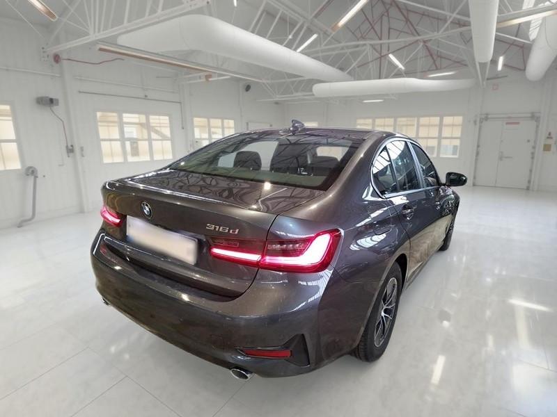 BMW 316 48V Business Advantage autom. 4 PORTE BERLINA
