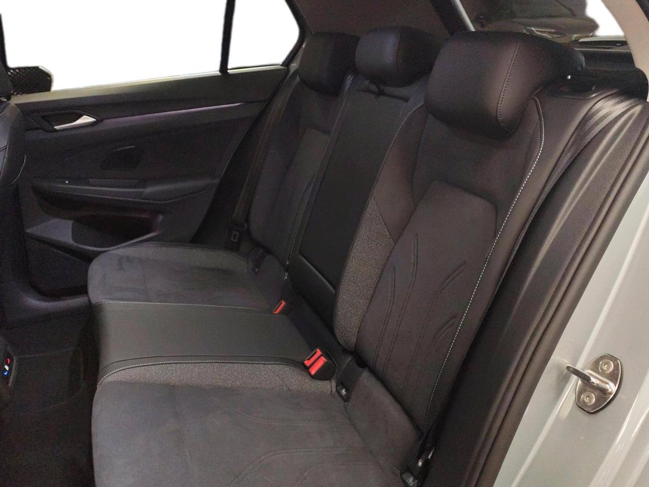 Volkswagen Golf 1.5 tsi style 150cv