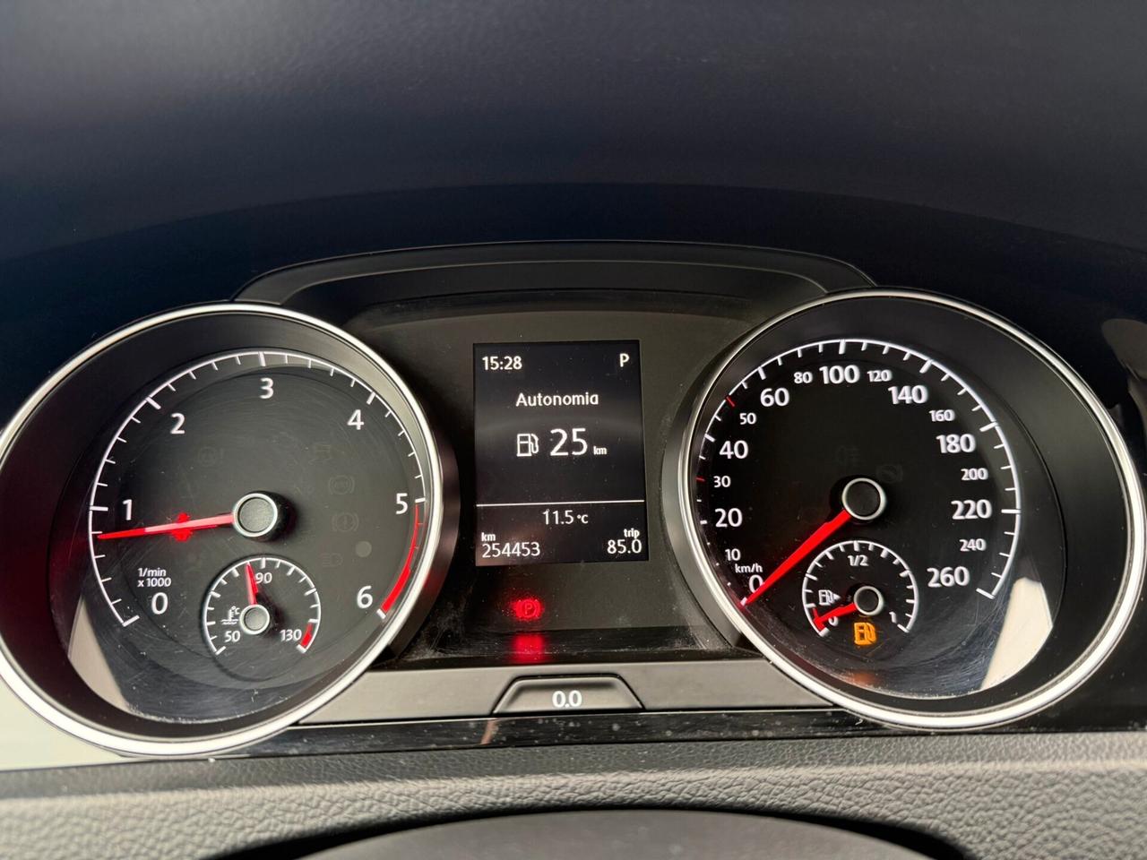 VOLKSWAGEN GOLF VII 1,6 TDI 105 CV DSG HIGHLINE 5P