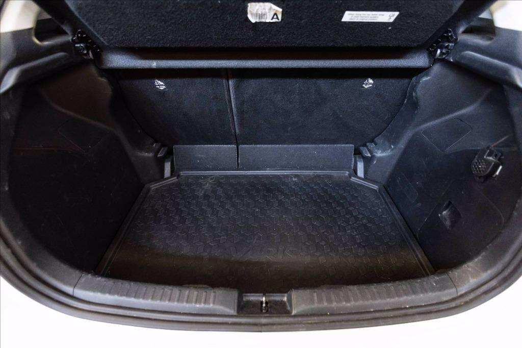 TOYOTA Yaris 1.5h Business del 2021