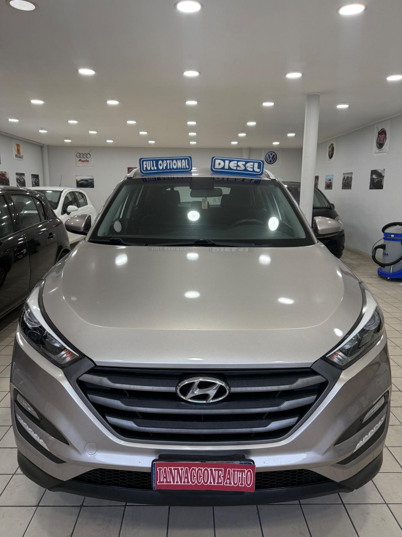 Hyundai Tucson 1.7 2018 full optional