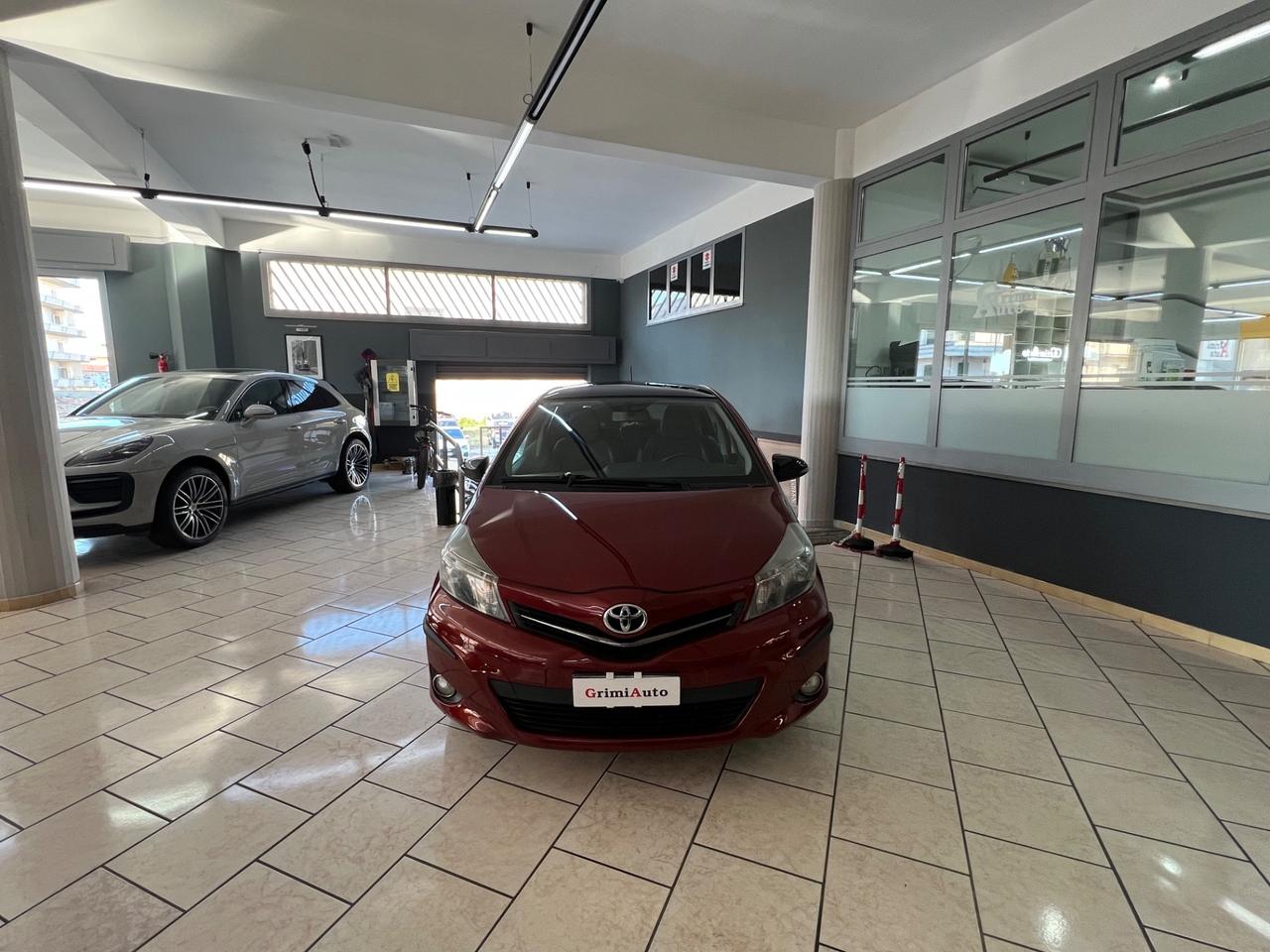 Toyota Yaris 1.4 D-4D 5 porte Lounge