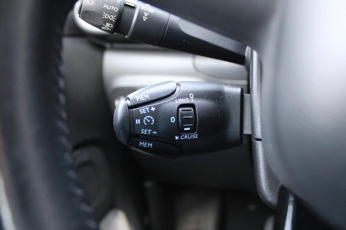 Citroen C3 1.2 puretech Shine s&s 110cv eat6