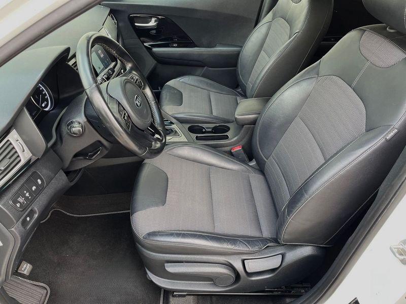 Kia Niro Niro 1.6 gdi hev Style dct