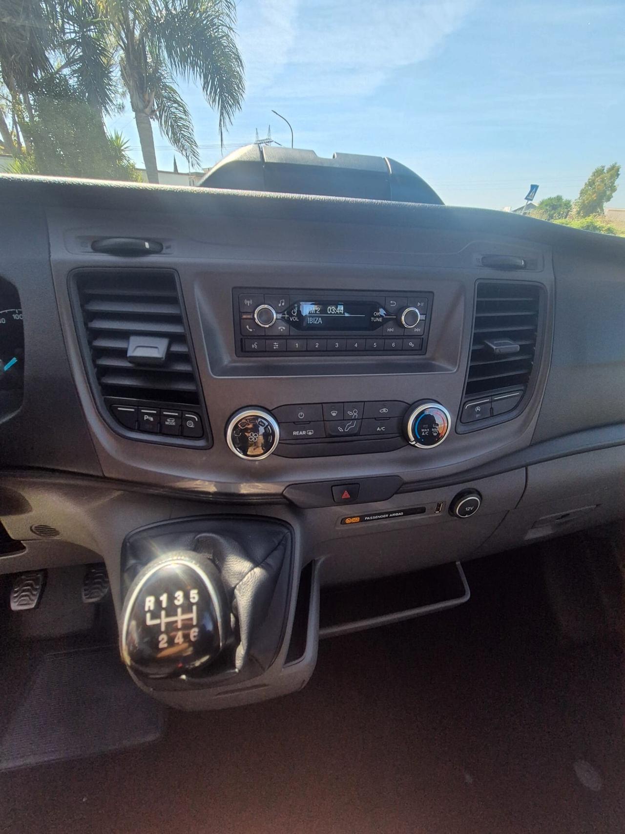 Ford Transit 2021 9 Posti Trasporto Disabili