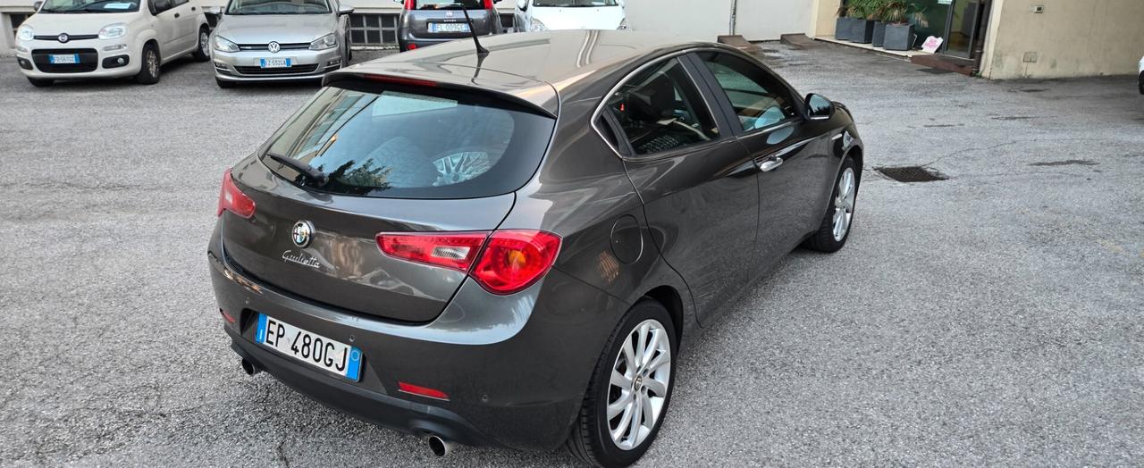 Alfa Romeo Giulietta 2.0 JTDm-2 140 CV Exclusive