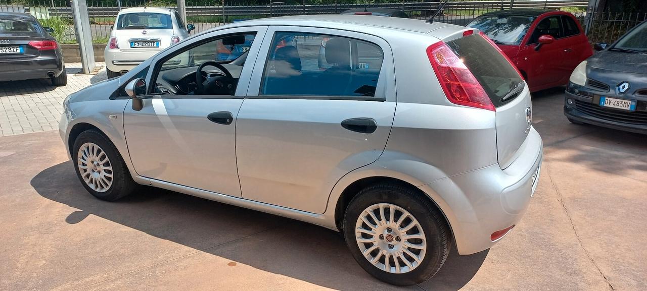 Fiat Punto 1.2 8V 5 porte Street