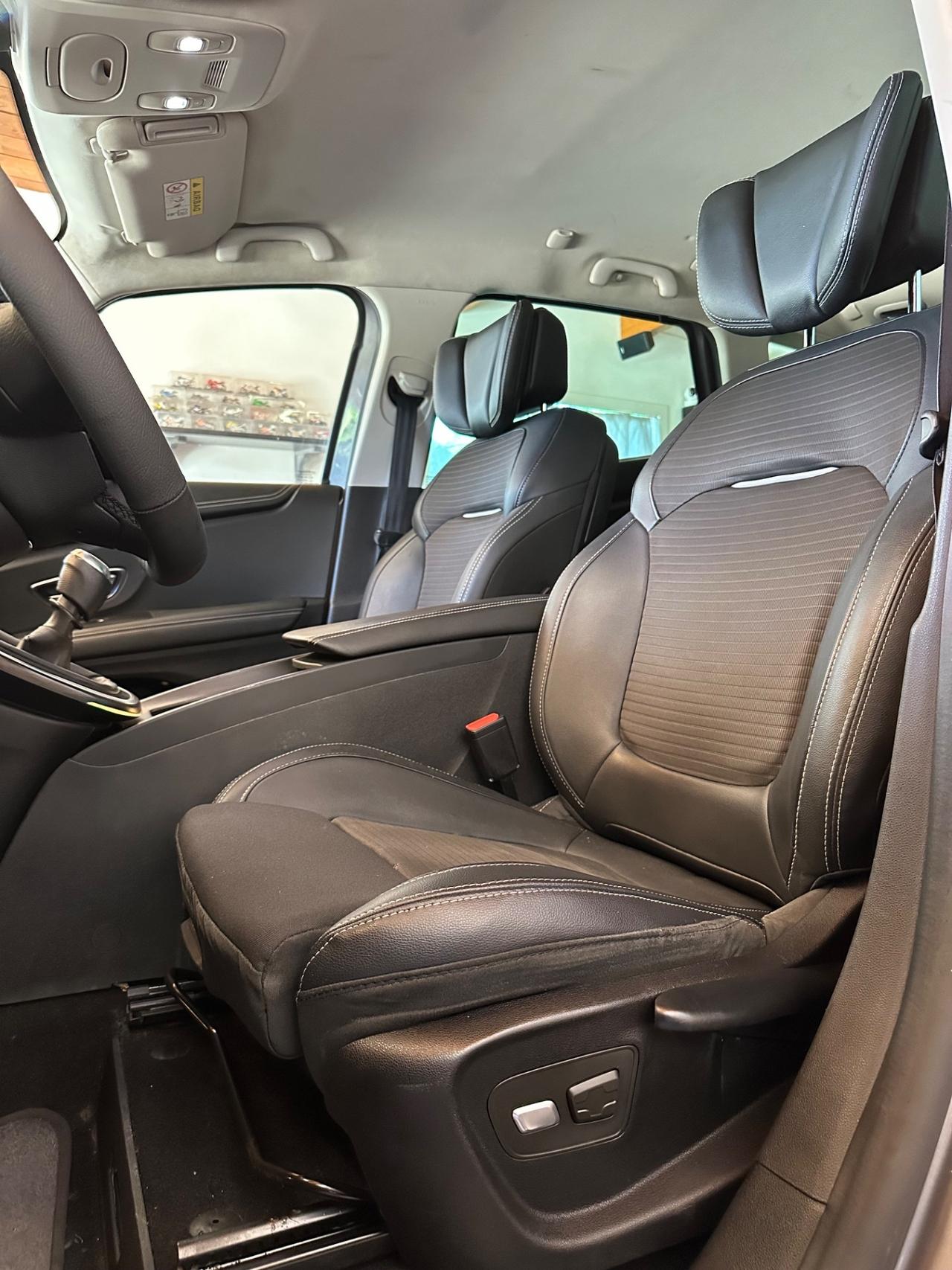 Renault Scenic dCi 130 CV Energy Bose - FULL - GARANZIA