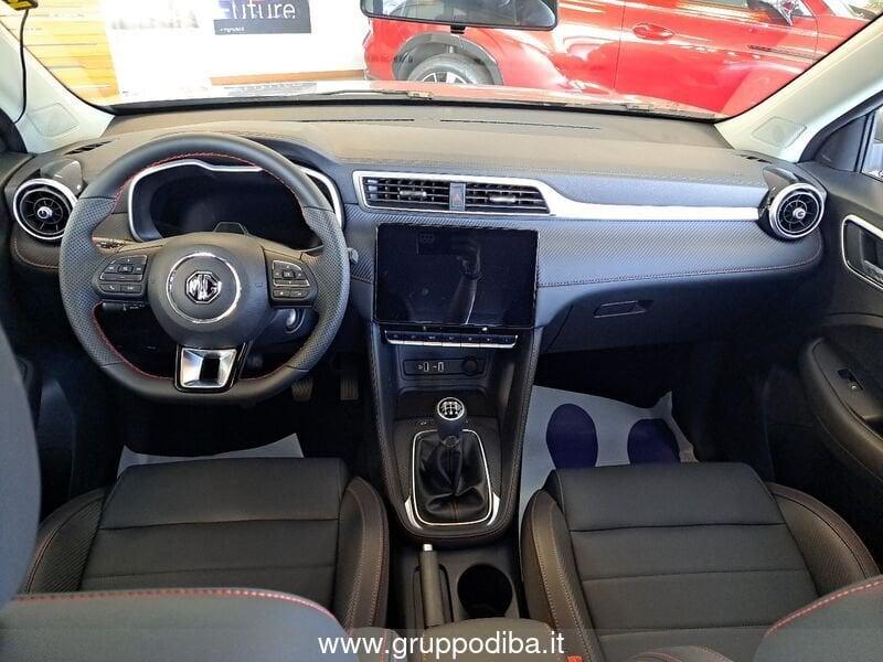 MG ZS 1.5 Classic Luxury Silver (MBC)