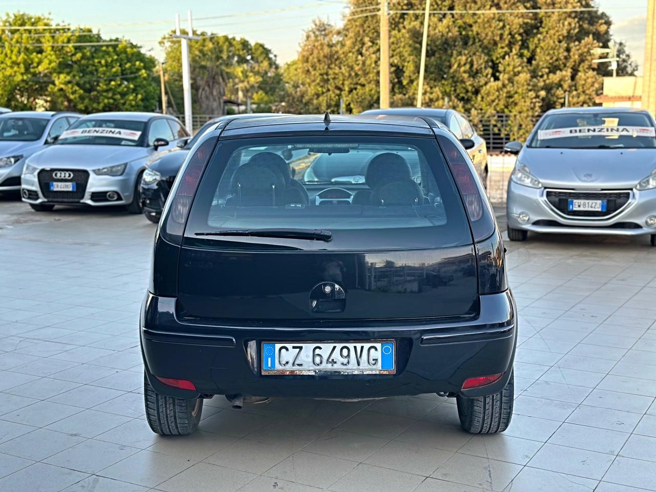 Opel Corsa 1.2i 16V cat 3 porte Club