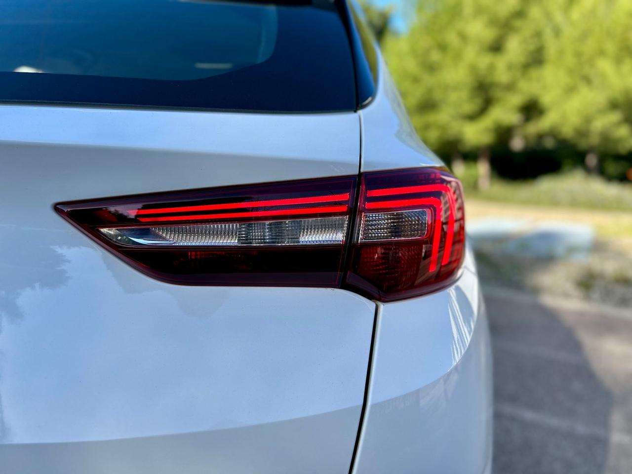 Opel Grandland X 1.5 D Ecotec Business #8479