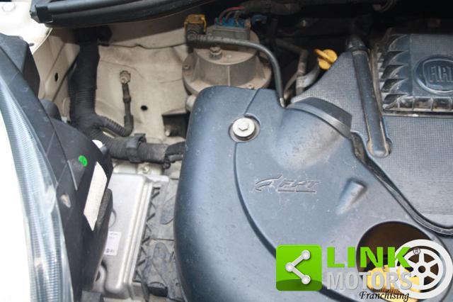 FIAT 500L 1.3 Multijet 95 CV Dualogic Trekking
