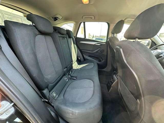 BMW X1 sDrive18d Business Aut. 150cv