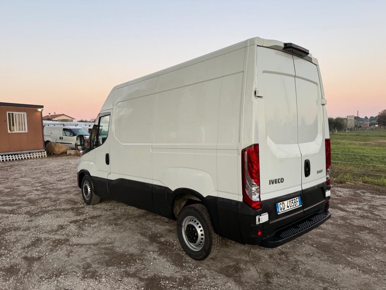 Iveco Daily 33S12V 2.3 Furgone OTTIMO STATO