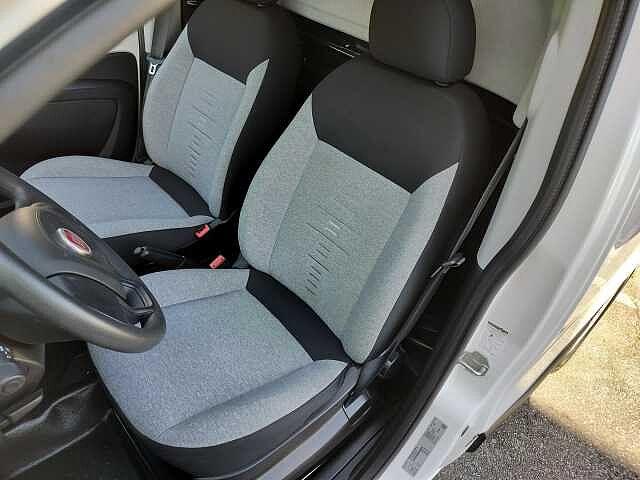 Fiat Fiorino 1.3 MJT 95CV Cargo SX