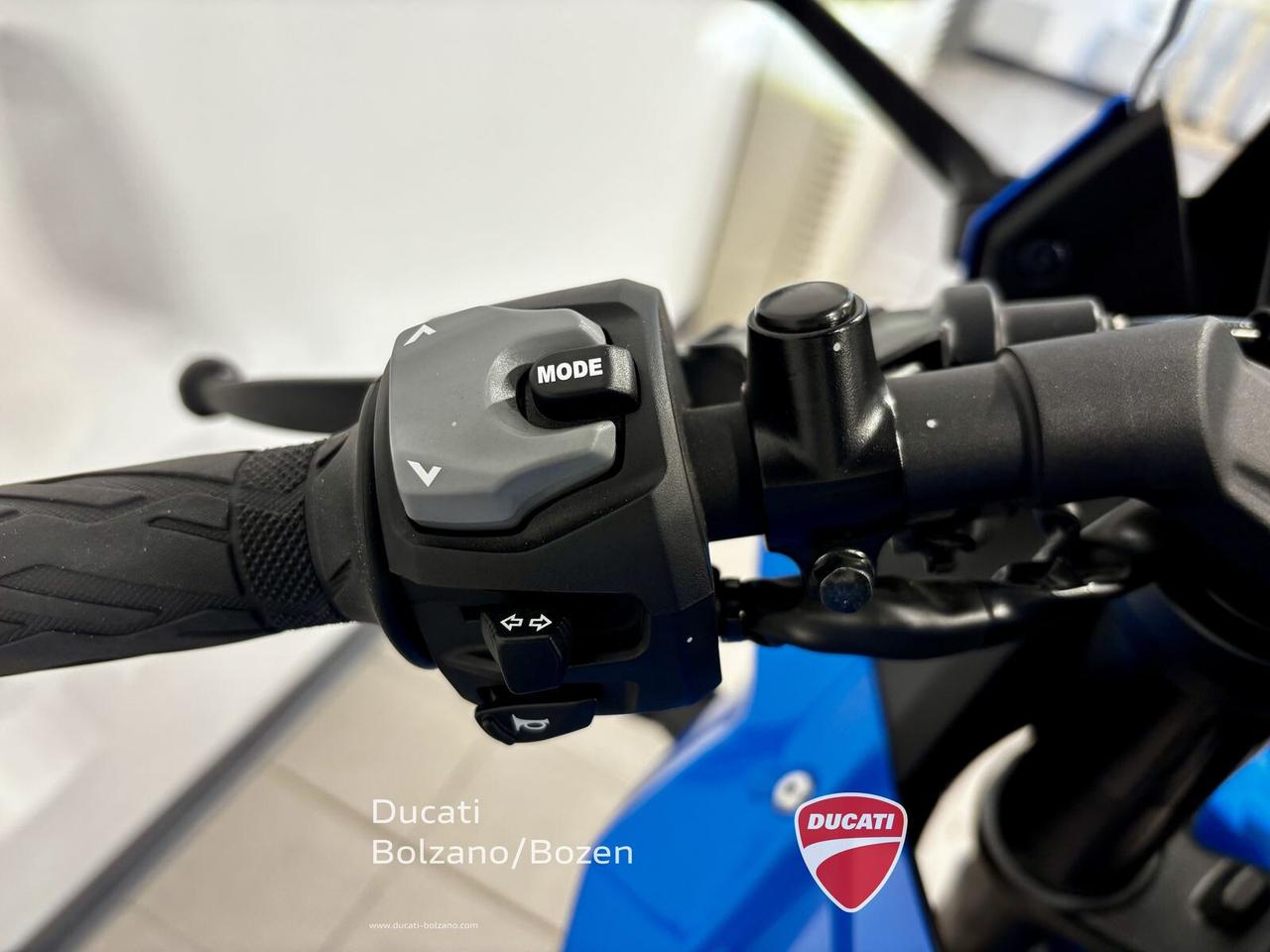 Suzuki GSX-8R - PARI AL NUOVO -