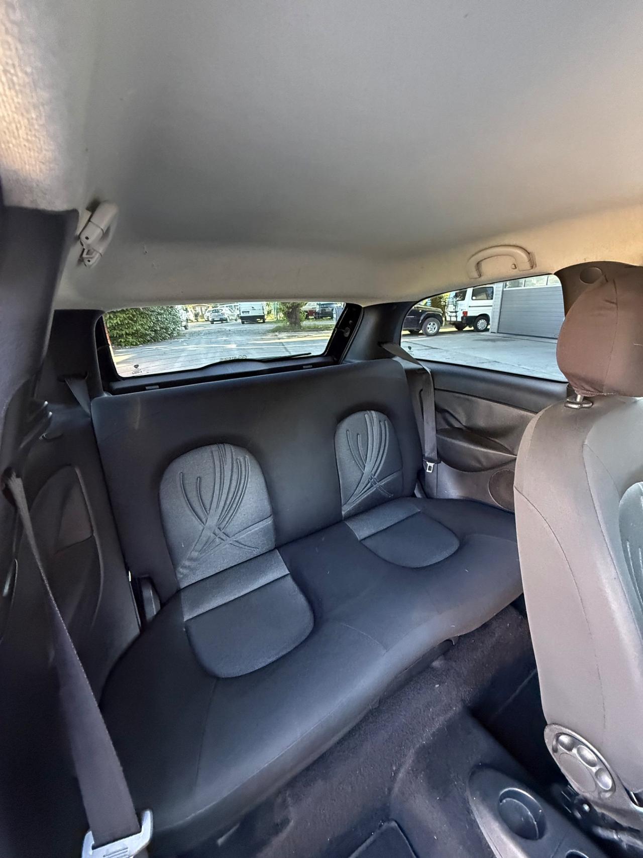 Lancia Ypsilon 1.3 MJT 75 CV Platinum