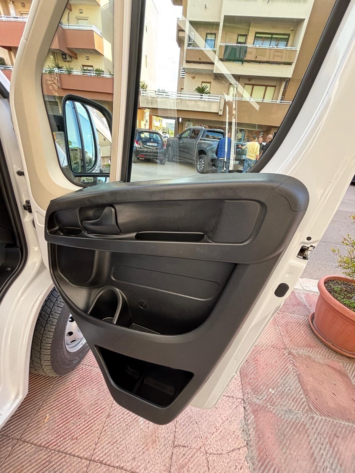 FIAT DUCATO 9 POSTI 2022
