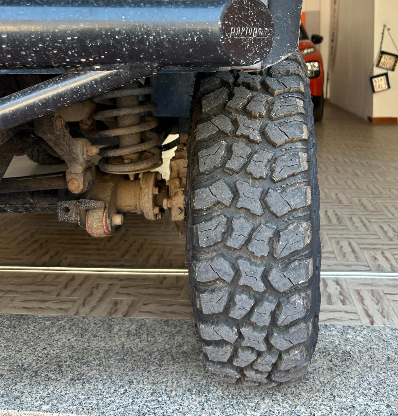 LAND ROVER Defender 90 2.5 TDI AUTOCARRO 3 POSTI