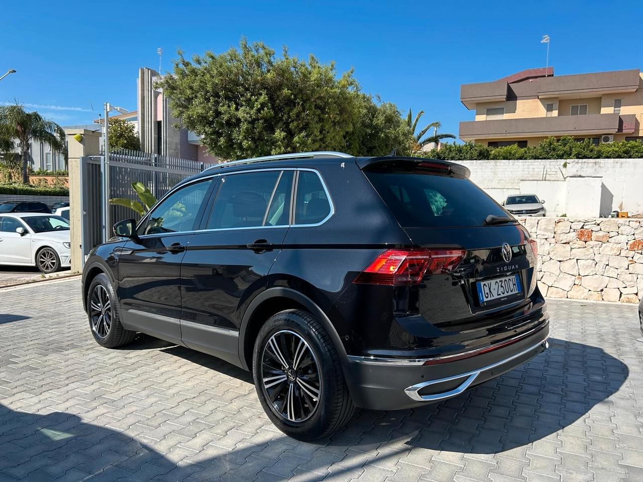 Volkswagen Tiguan 2.0 TDI 150 CV SCR DSG Elegance