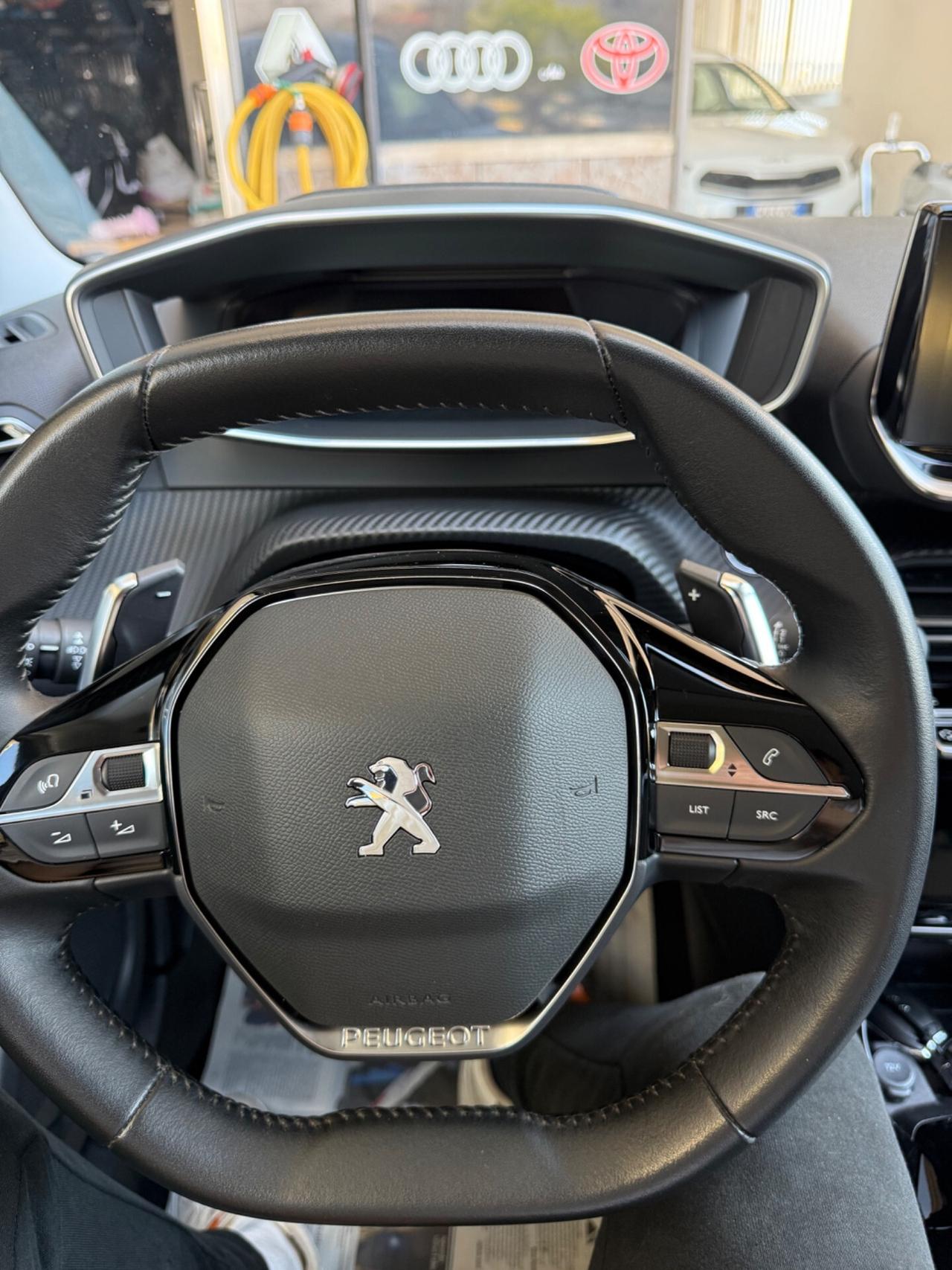 Peugeot 2008 BlueHDi 130 S&S EAT8 Allure uni proprietario