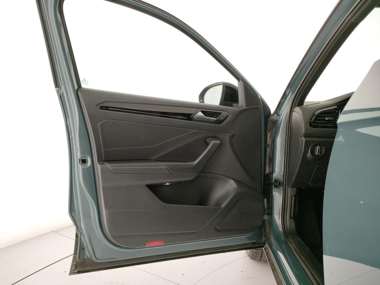 Volkswagen T-Roc 1.0 tsi style 110cv