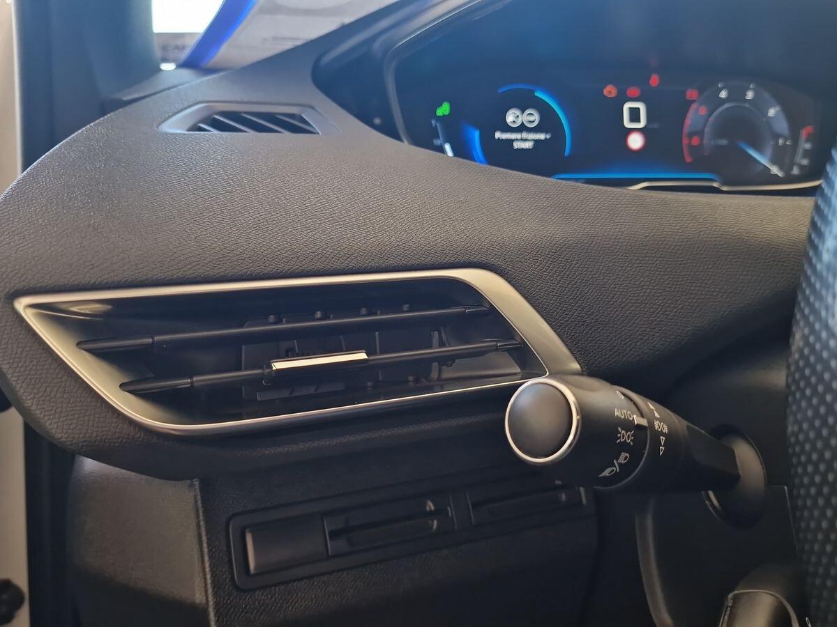 PEUGEOT 3008 1.5 DIESEL 130CV GT - LINE