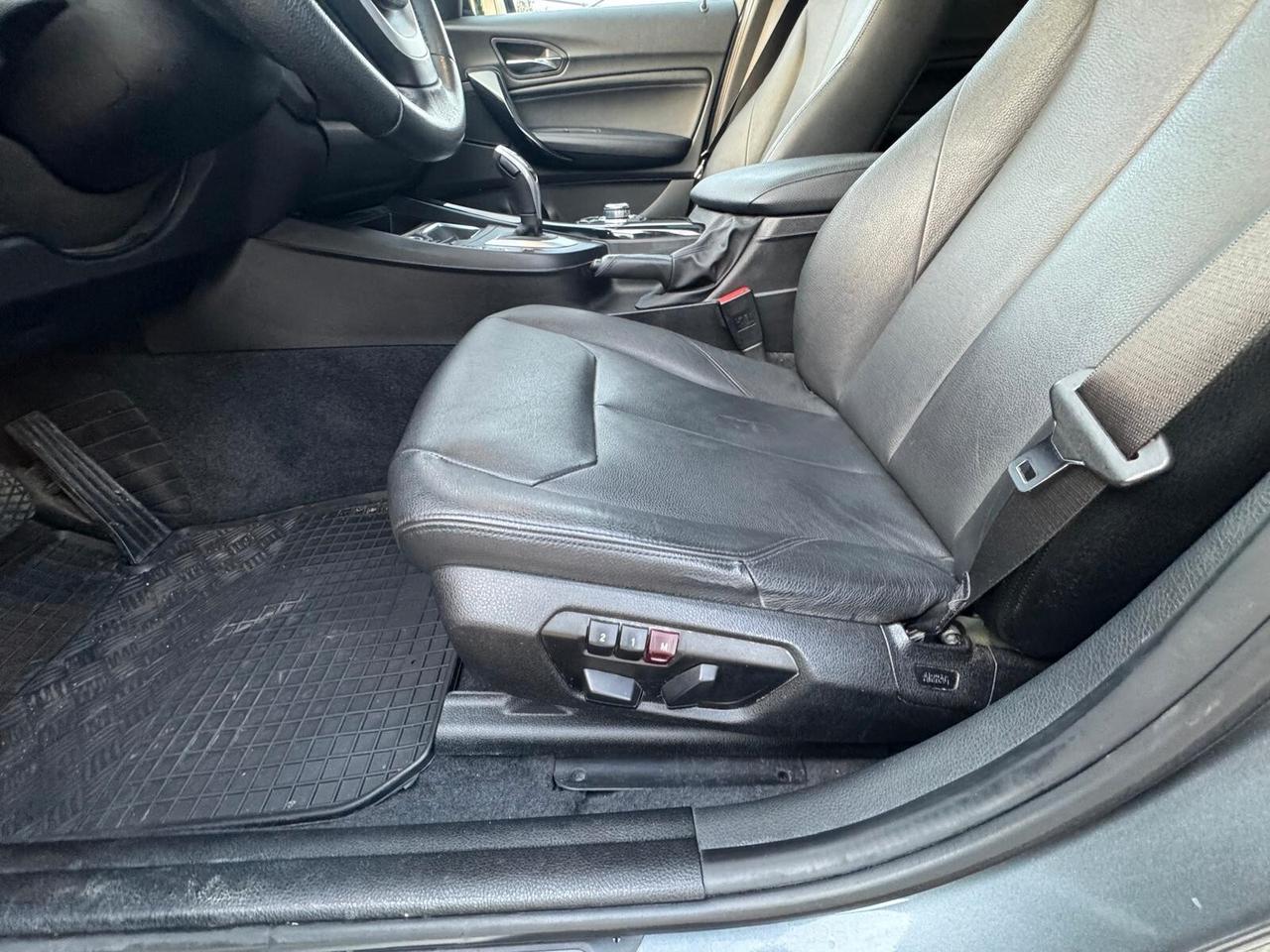 Bmw 120 120d 5p. Urban