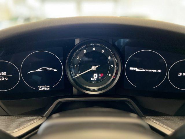 PORSCHE 911 Carrera 4 //TOTAL BLACK//