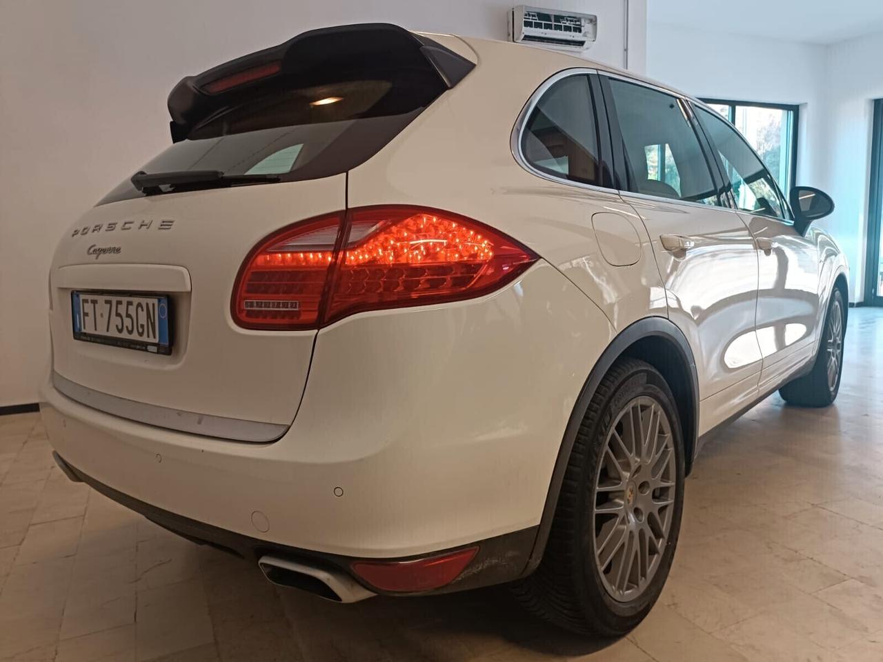 Porsche Cayenne 3.0 Diesel XENO-NAVI-20"-TETTO