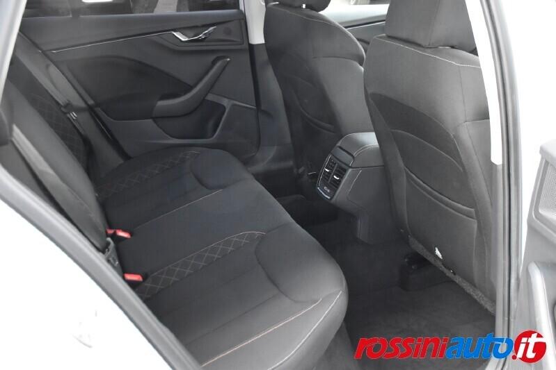 SKODA KAMIQ 1.0 G-TEC 90 CV STYLE + CITY PACK PLUS - REAR VIEW