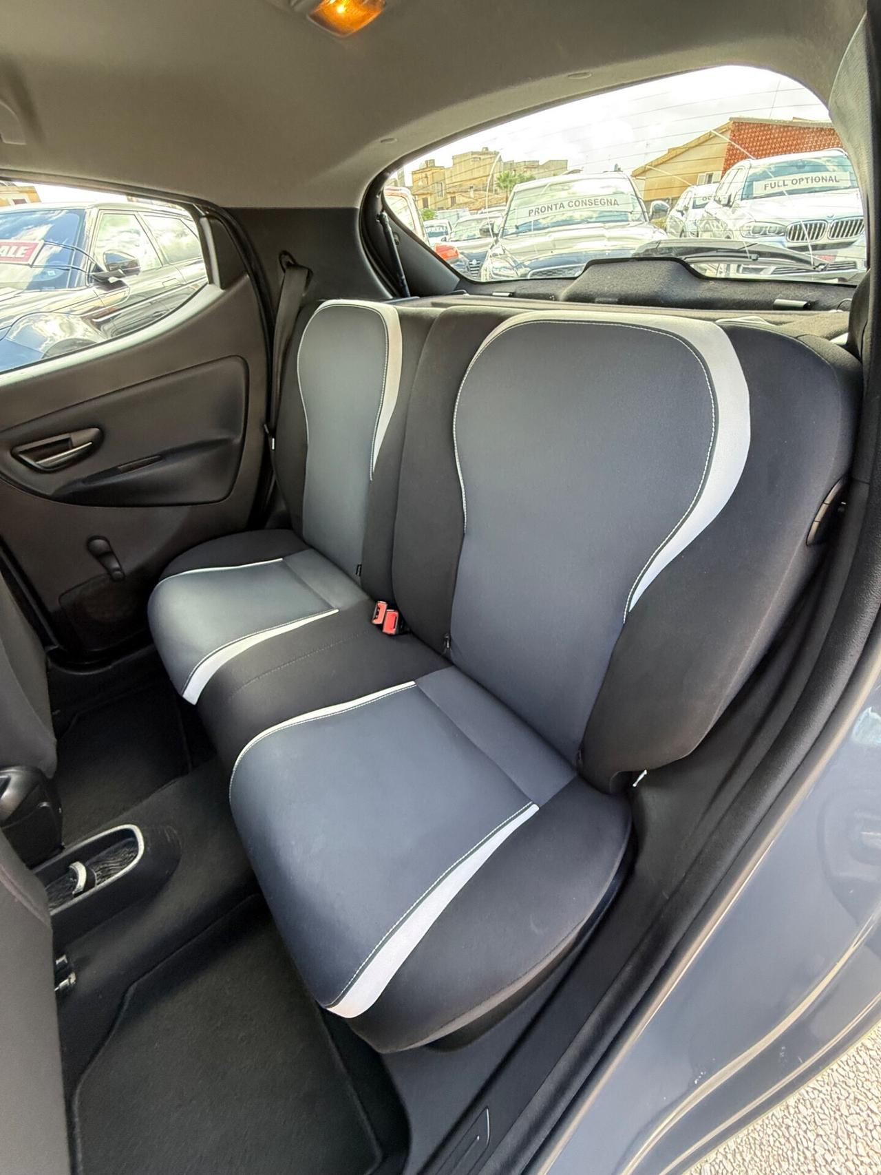 Lancia Ypsilon 1.2 69 CV 5 porte GPL Ecochic Gold