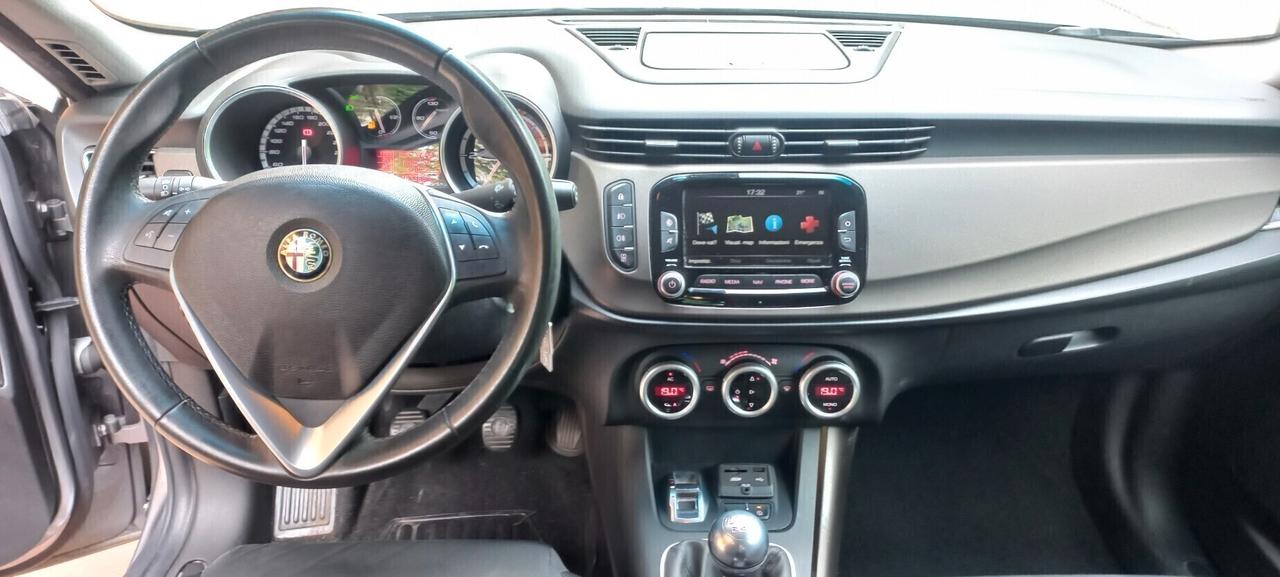 Alfa Romeo Giulietta 2.0 JTDm-2 150 CV Distinctive