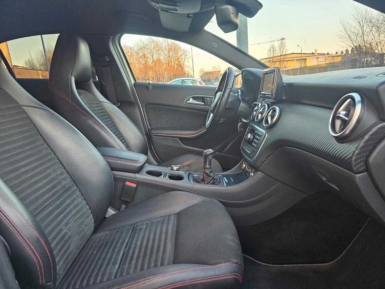 Mercedes-benz A 180 CDI 110cv Premium*AMG*Pelle*Navi*Bi-Xeno*